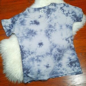 PINK Victoria's Secret TyeDye Vneck Shirt